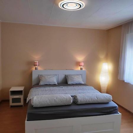 Appartement Koelcsey Apartman à Szekszárd Extérieur photo