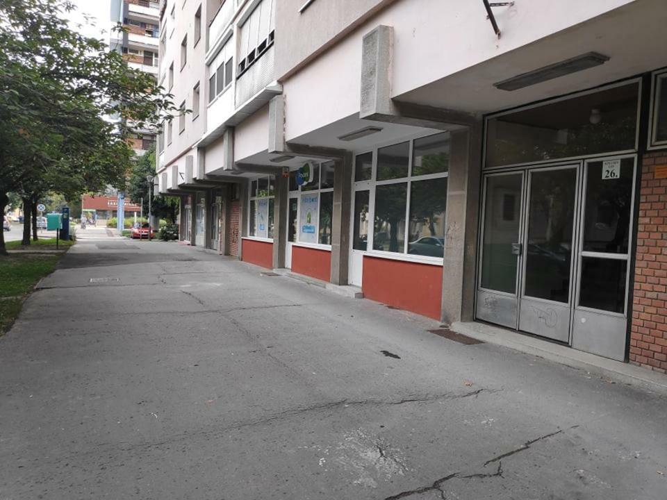 Appartement Koelcsey Apartman à Szekszárd Extérieur photo