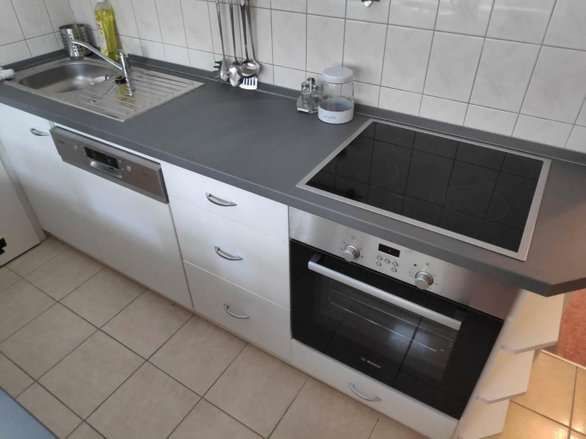 Appartement Koelcsey Apartman à Szekszárd Extérieur photo