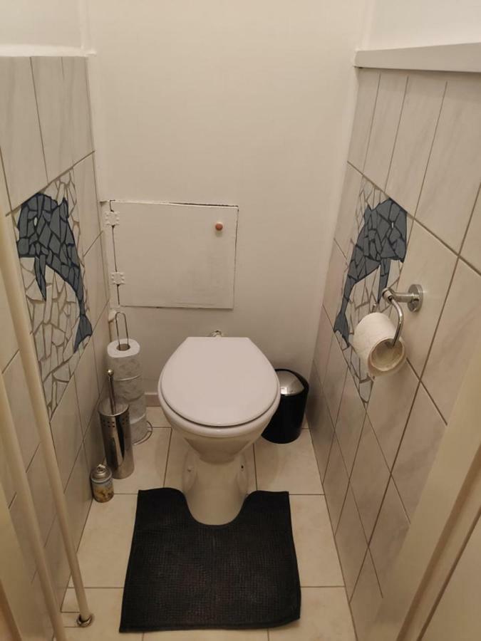 Appartement Koelcsey Apartman à Szekszárd Extérieur photo